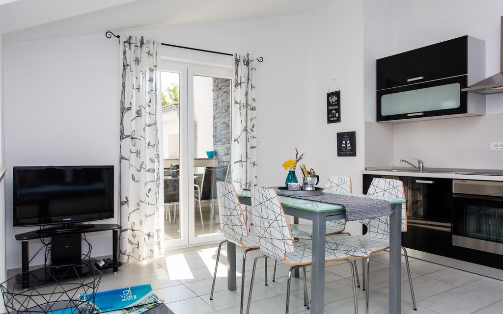 Apartments Matea Baška Eksteriør billede