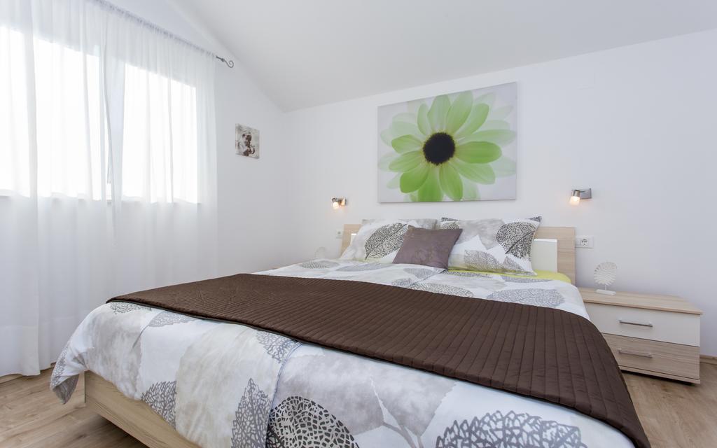 Apartments Matea Baška Eksteriør billede